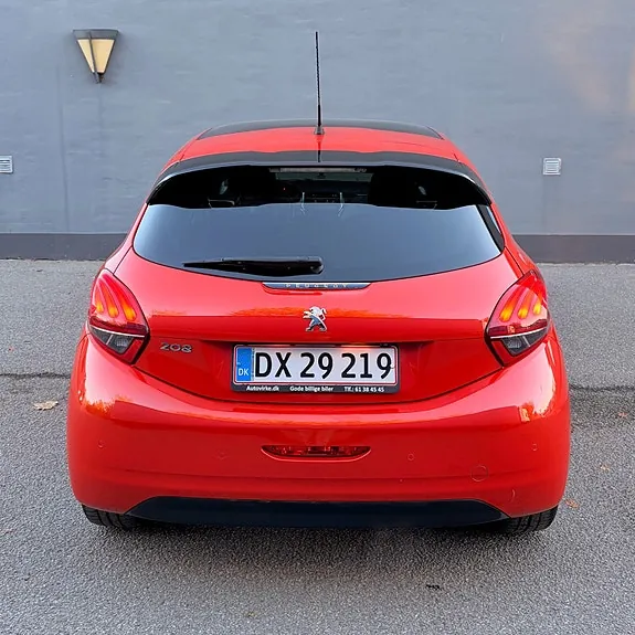 Peugeot 208 2018 photo 4