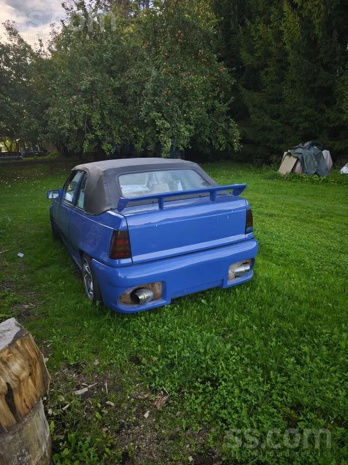 Opel Kadet 1991 photo 4