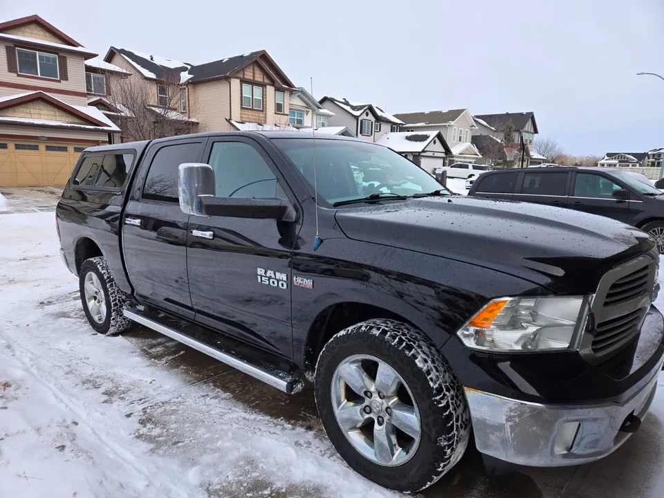 Dodge Ram 1500 2013 photo 2