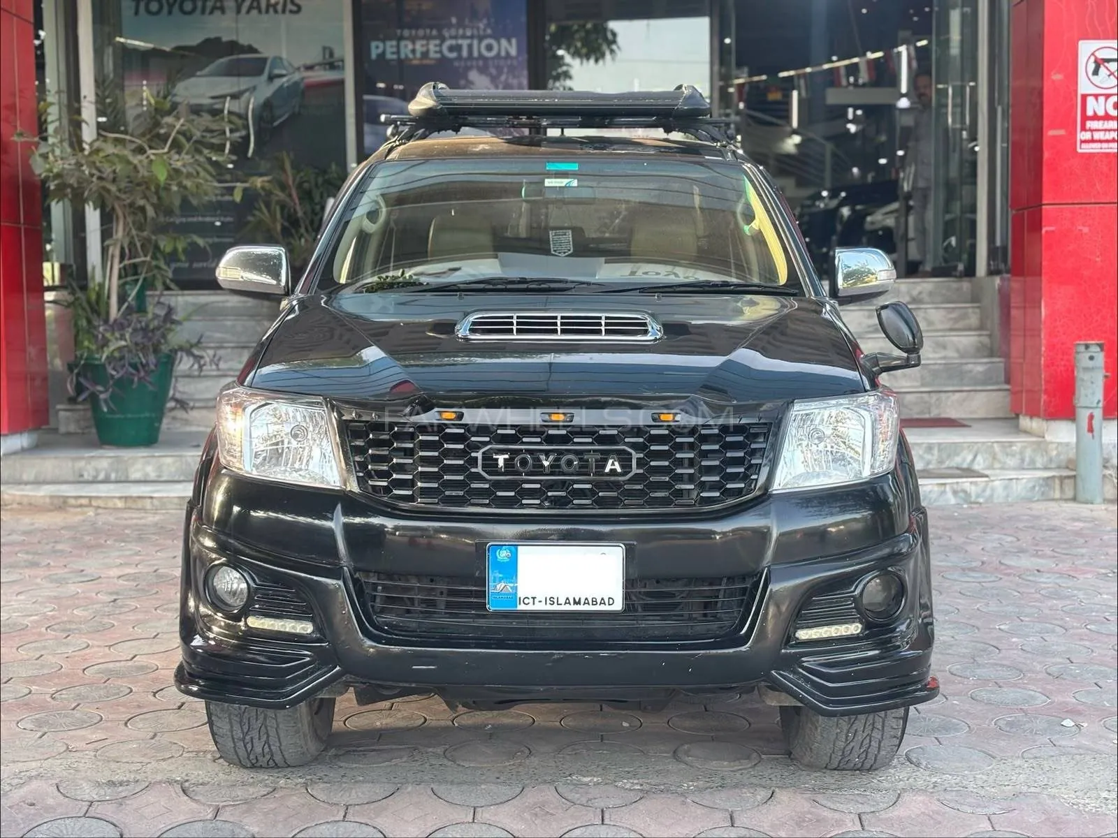 Toyota Hilux