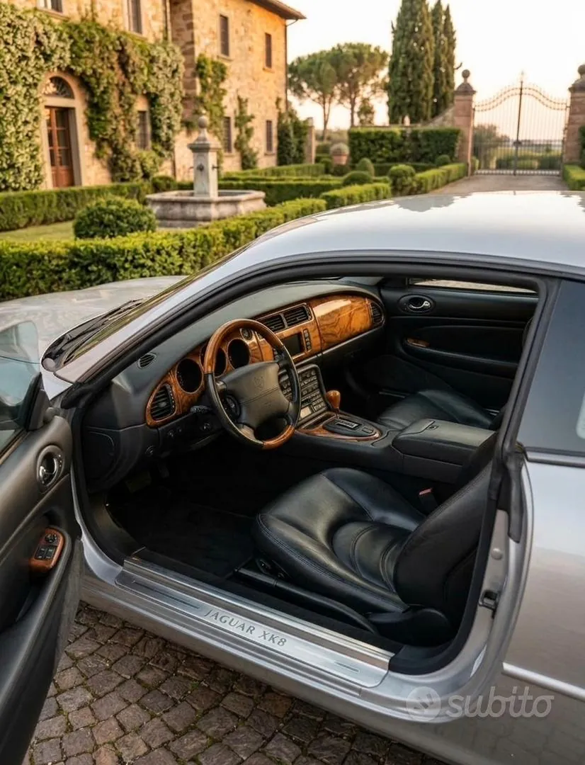 Jaguar Xk8 2000 photo 4