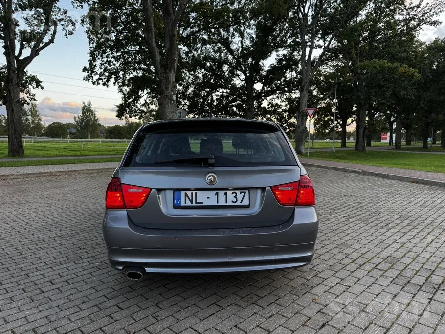 BMW 320D 2008 photo 4