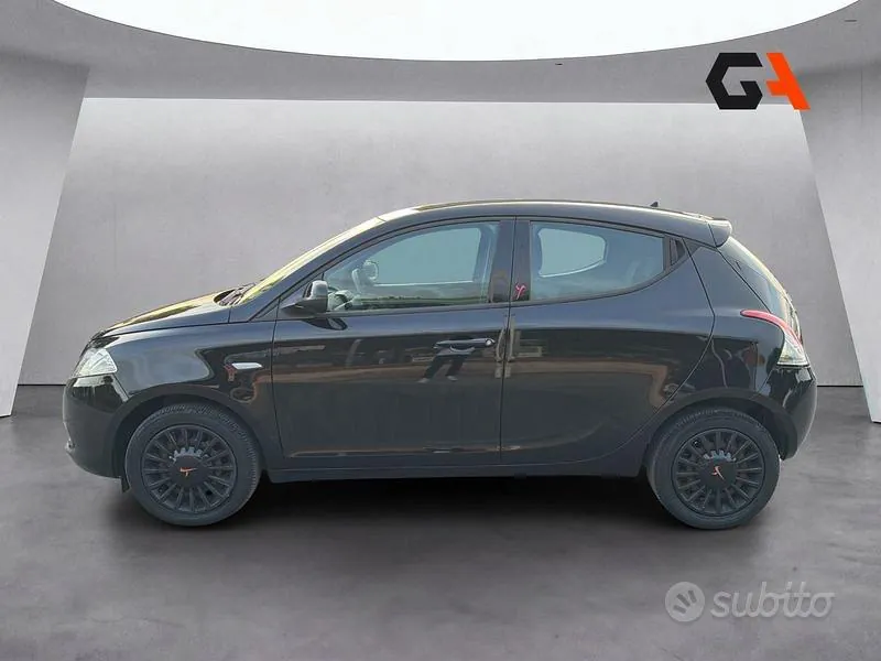 Lancia Ypsilon 2015 photo 4