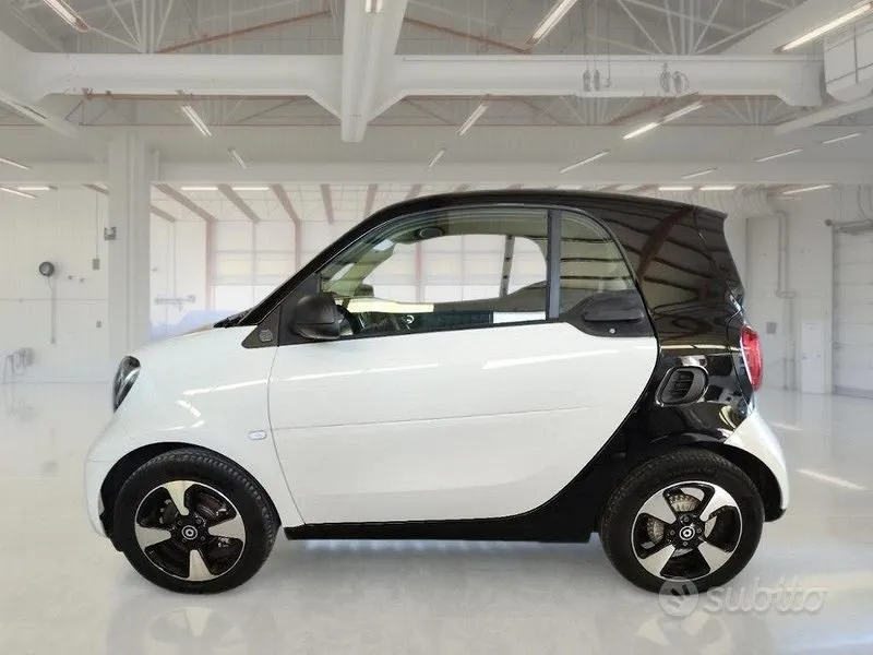 Smart Fortwo 2022 photo 5