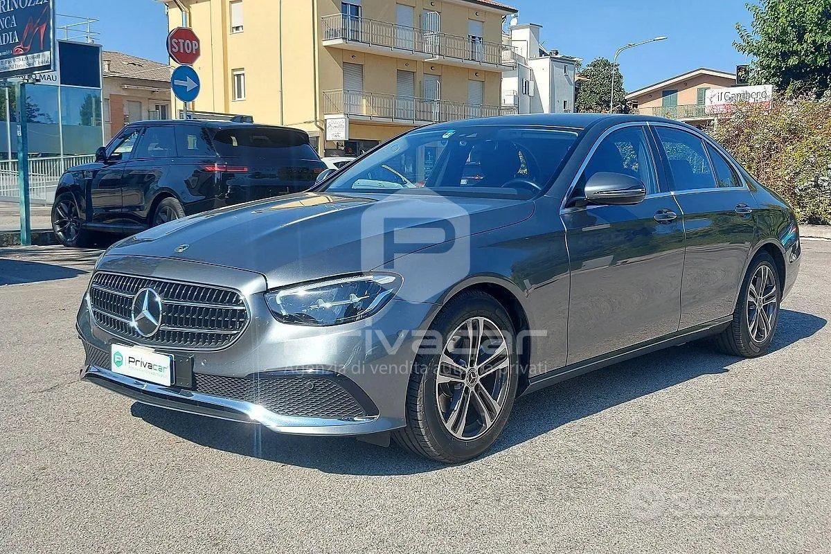 Mercedes-Benz E 200 D