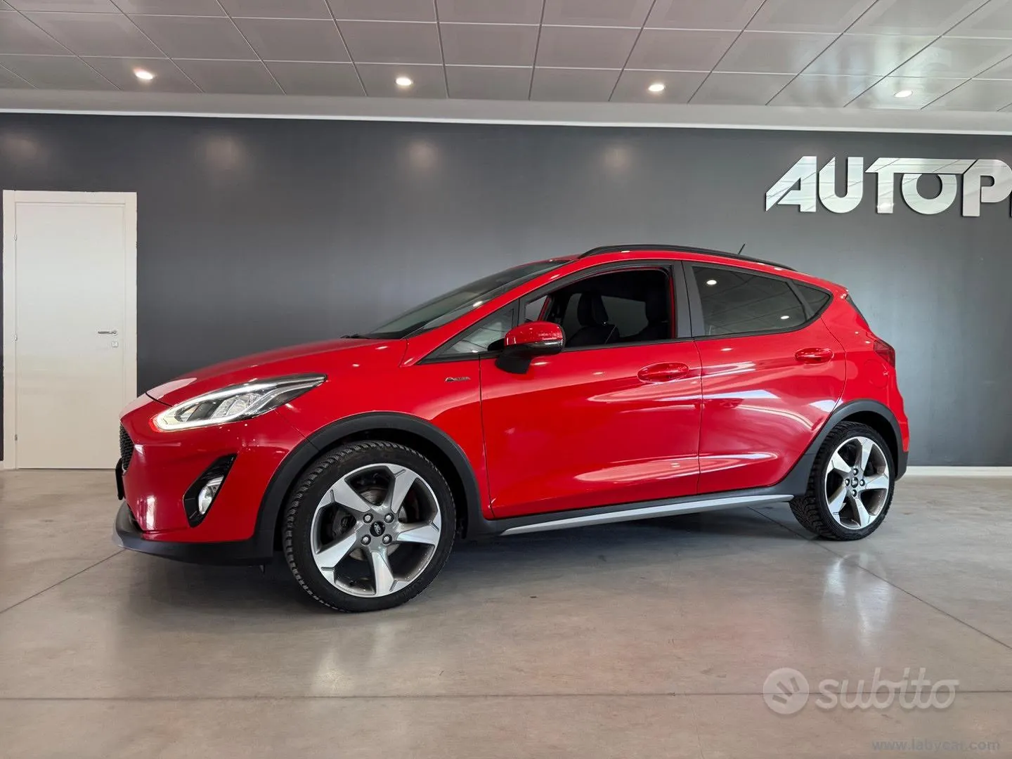 Ford Fiesta Active 2019 photo 2