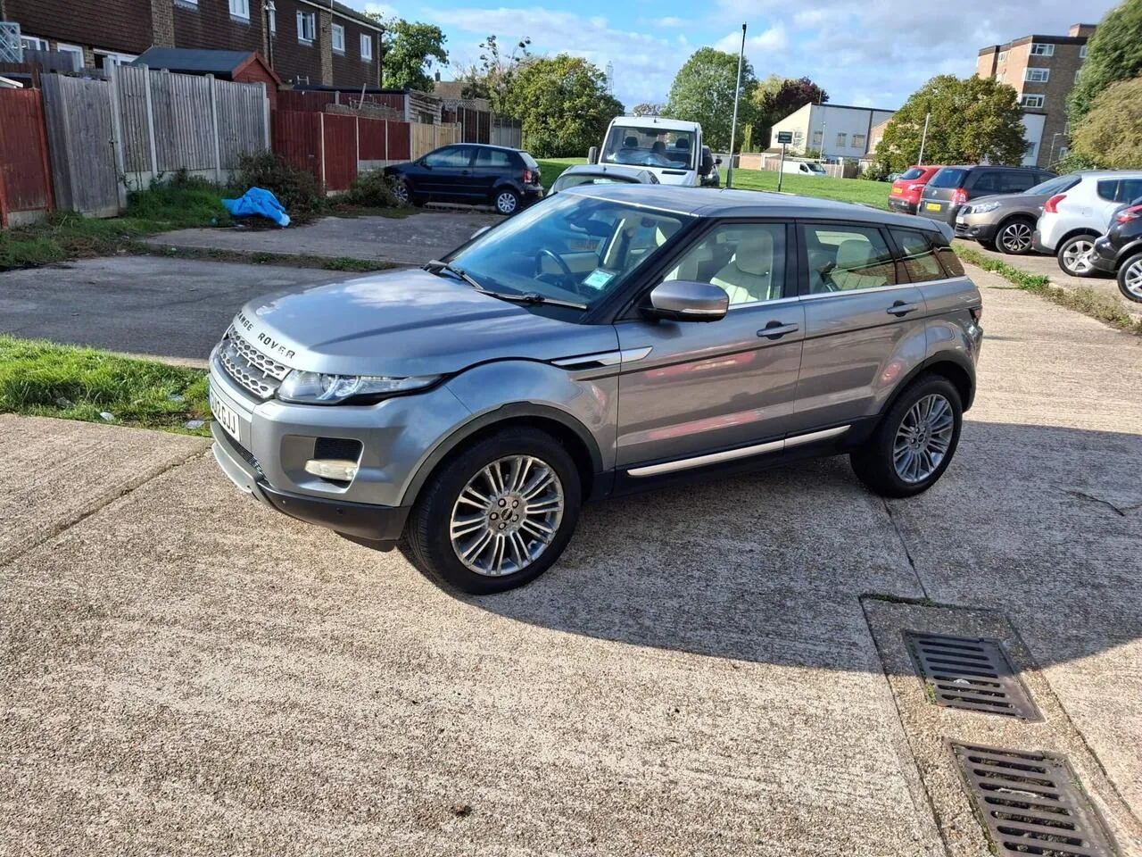 Land Rover Range Rover Evoque 2012 photo 2