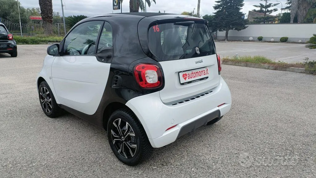 Smart Fortwo 2019 photo 5
