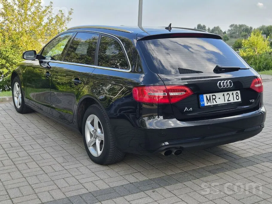Audi A4 Avant 2012 photo 5