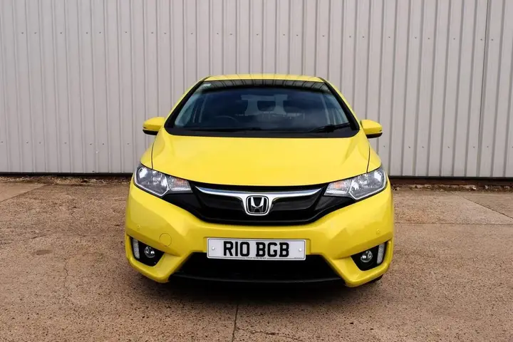 Honda Jazz 2016 photo 2