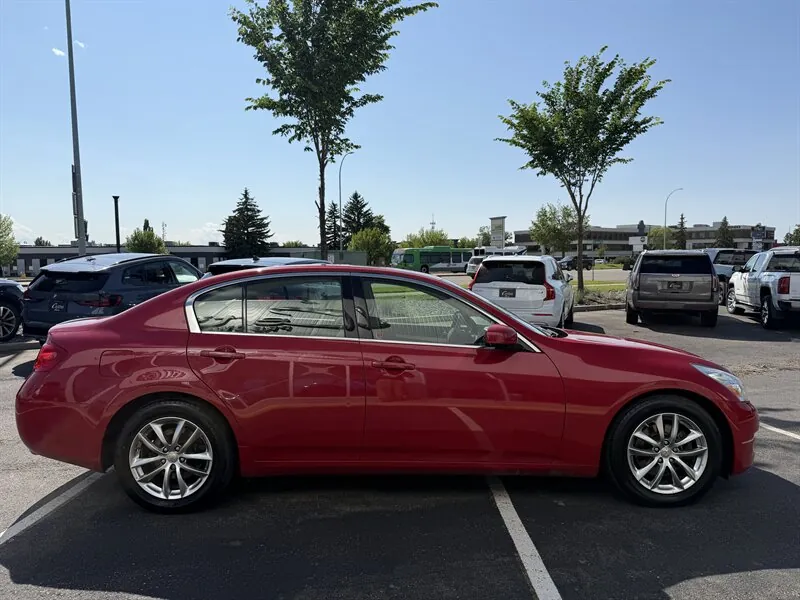 Infiniti G35 2007 photo 4