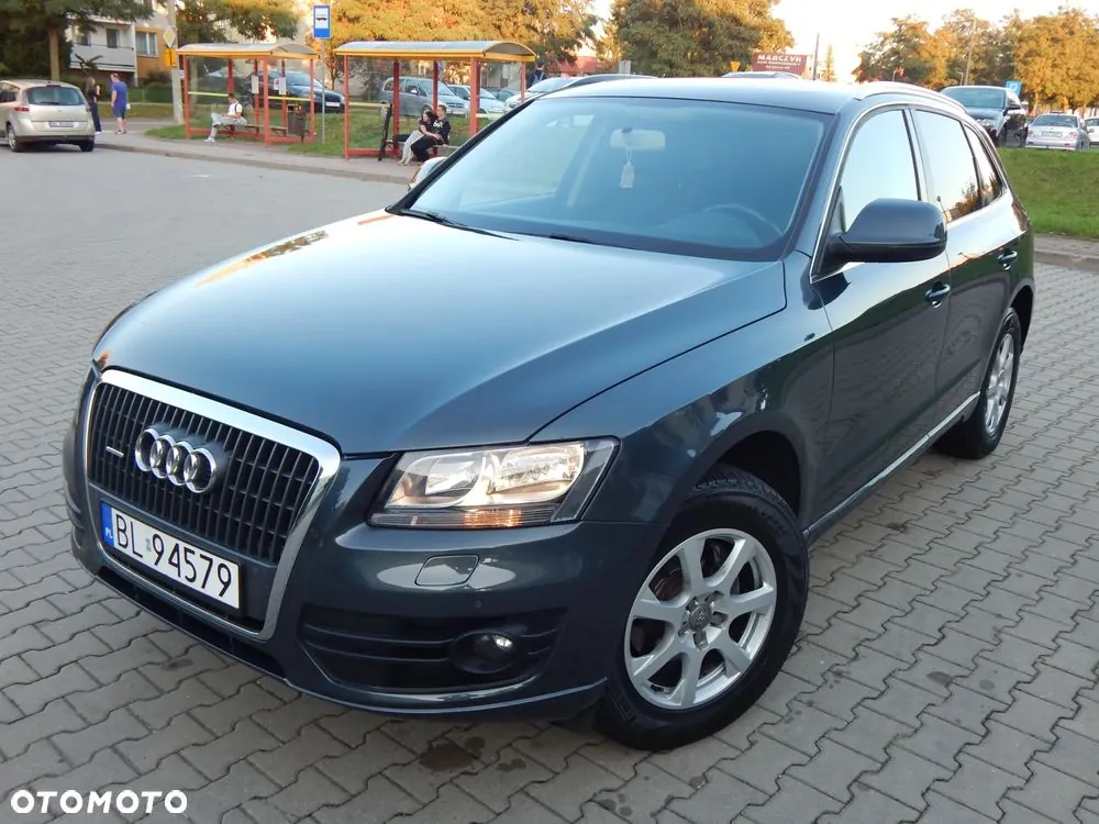 Audi Q5 2010 photo 2
