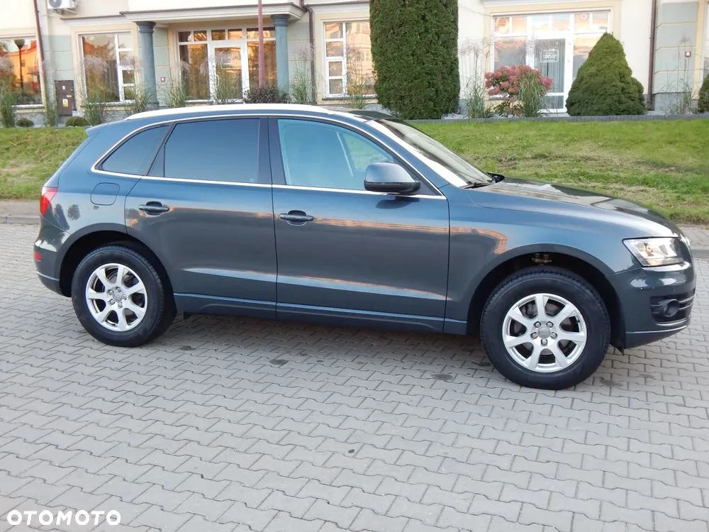 Audi Q5 2010 photo 3