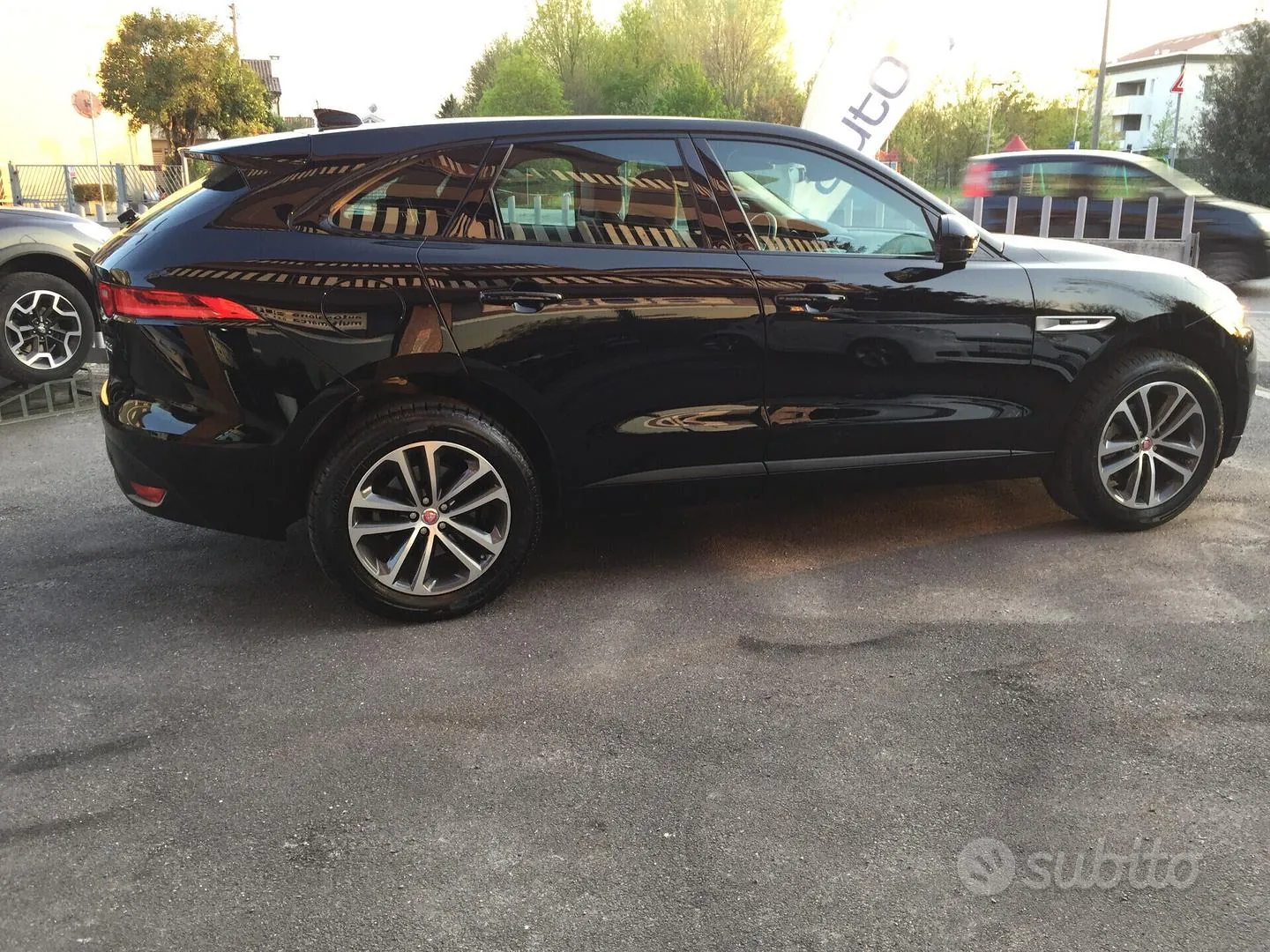Jaguar F-Pace 2018 photo 3