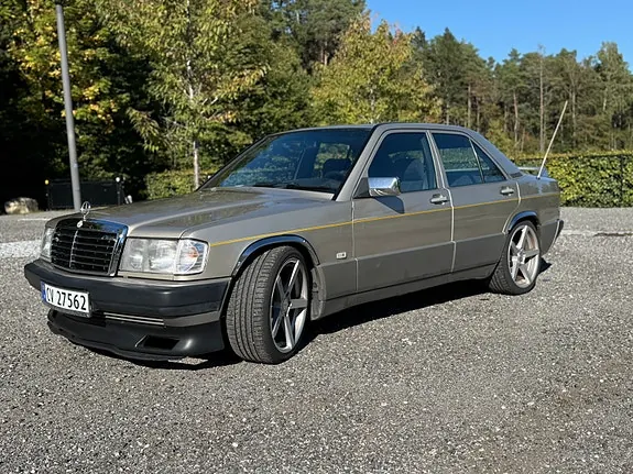 Mercedes-Benz 190 1989 photo 4
