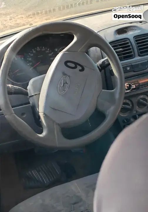 Hyundai Accent 2025 photo 4