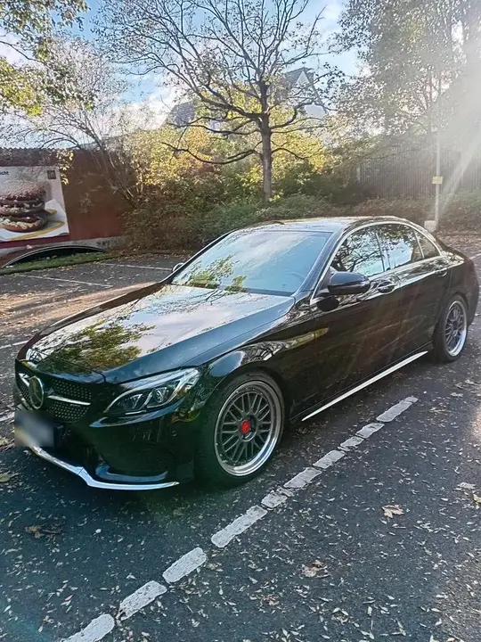 Mercedes-Benz C200 Amg