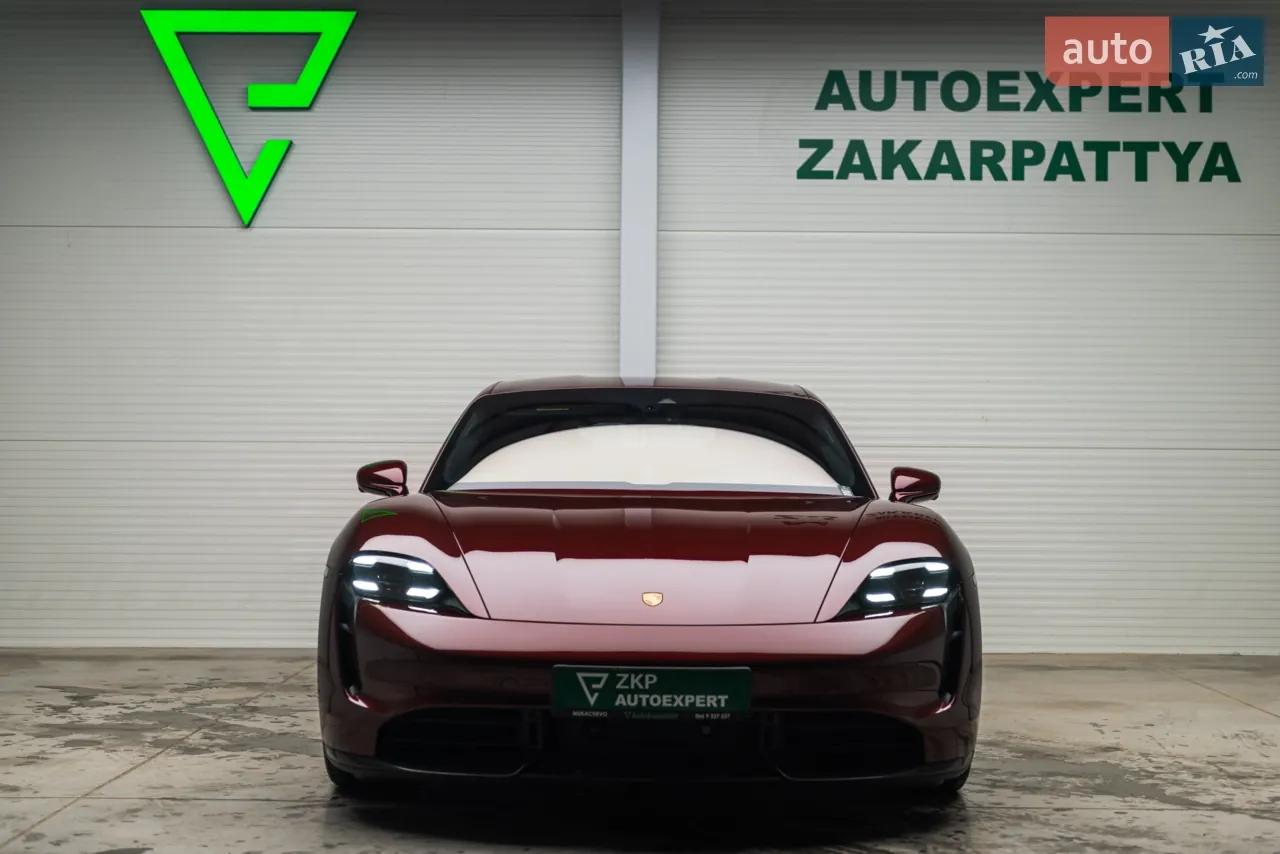 Porsche Taycan 2021 photo 3