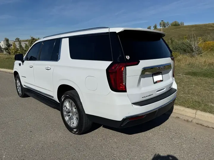 GMC Yukon Xl 2021 photo 4