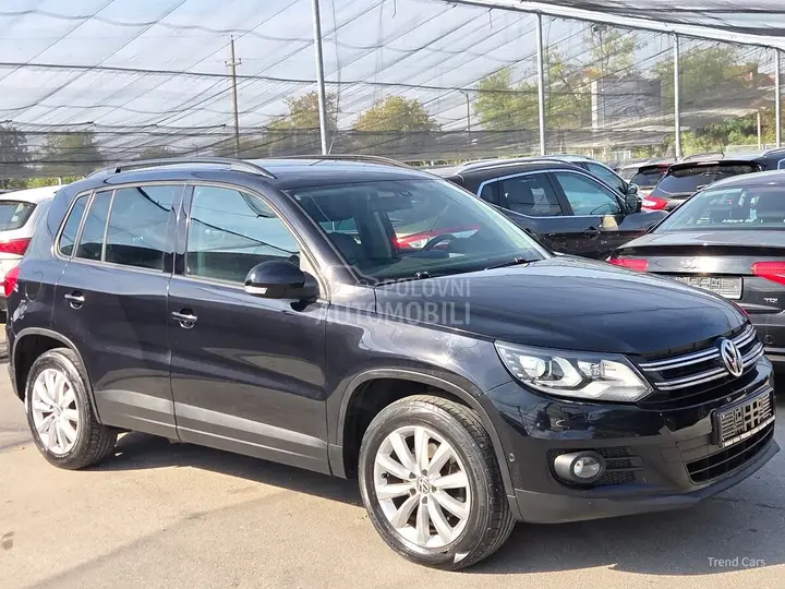 Volkswagen Tiguan 2012 photo 2
