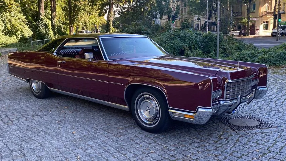 Lincoln Continental