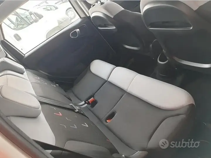 Fiat 500L 2016 photo 2