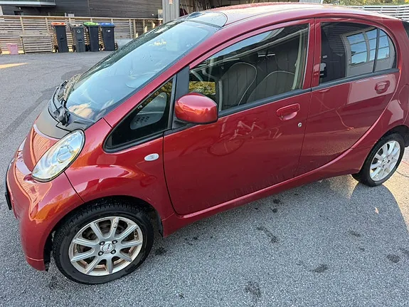 Mitsubishi I-Miev 2017 photo 3