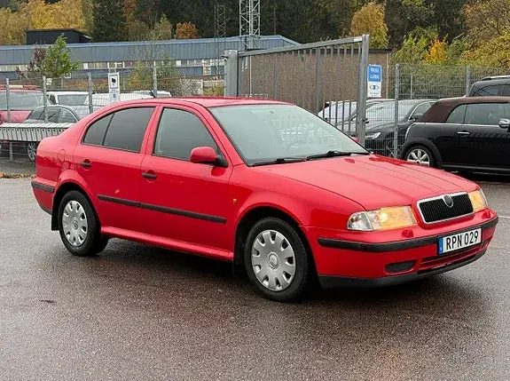 Skoda Octavia 2000 photo 3