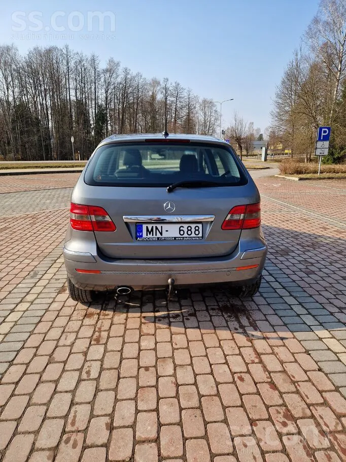Mercedes-Benz B180 2008 photo 4