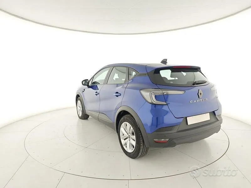 Renault Captur 2025 photo 3