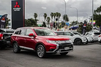 Mitsubishi Outlander 2022 photo 4