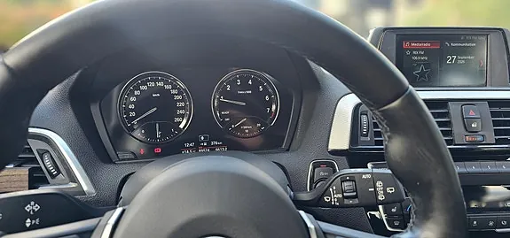 BMW 118I 2019 photo 2
