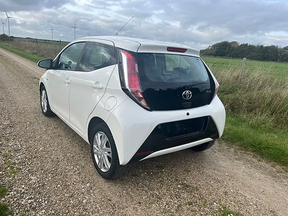 Toyota Aygo 2014 photo 4