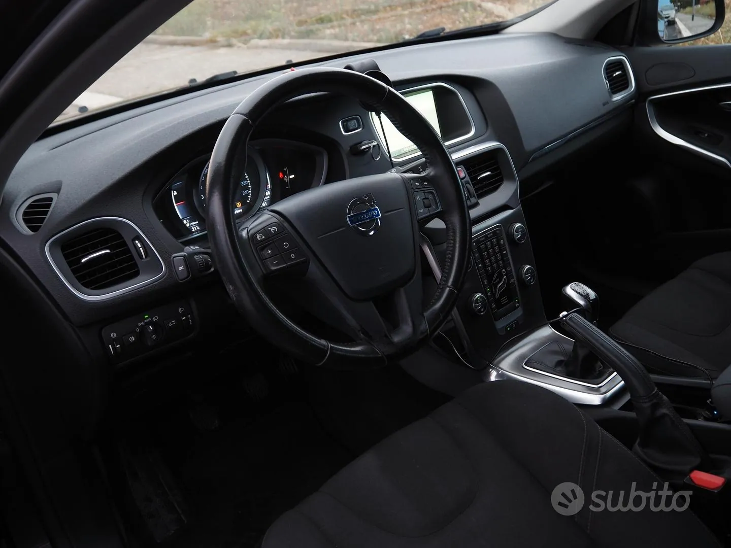 Volvo V40 2016 photo 5