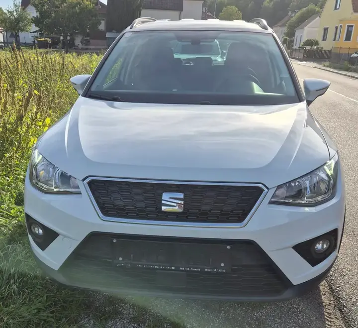 Seat Arona 2019 photo 3