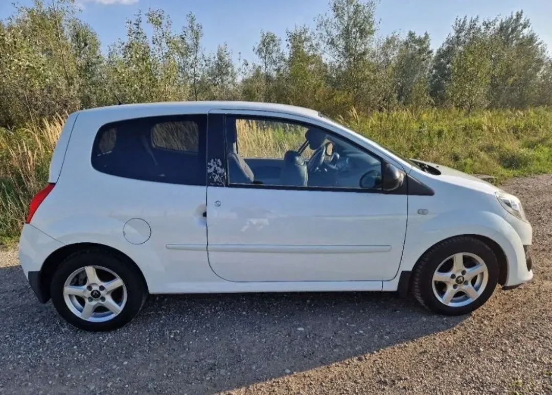 Renault Twingo 2009 photo 2