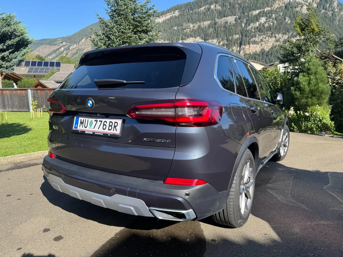 BMW X5 2019 photo 2