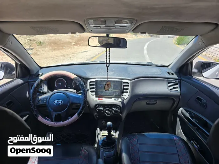 Kia Rio 2010 photo 4