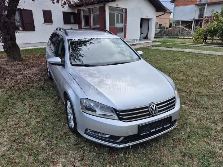 Volkswagen Passat B7 2011 photo 4
