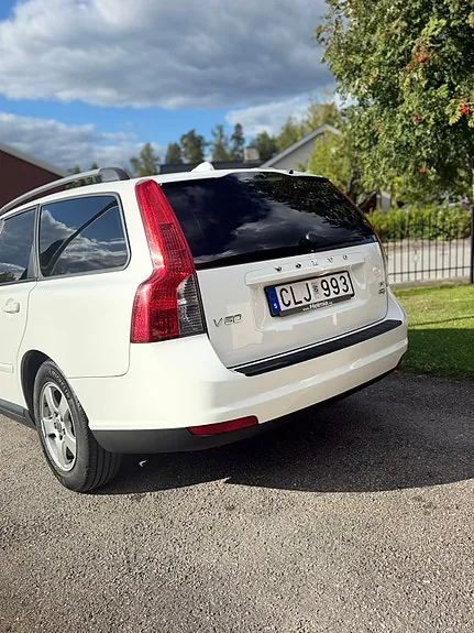 Volvo V50
