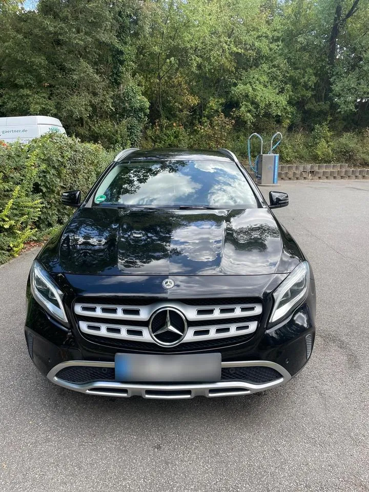 Mercedes-Benz Gla 180