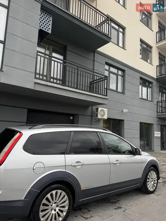 Ford Focus 2009 photo 5