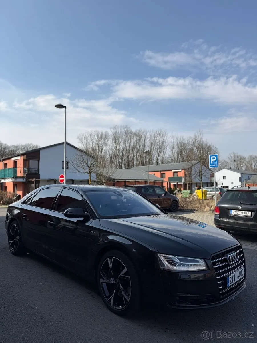 Audi A8 Long 2016 photo 3