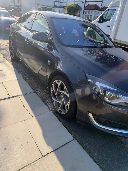 Vauxhall Insignia 2016 photo 3