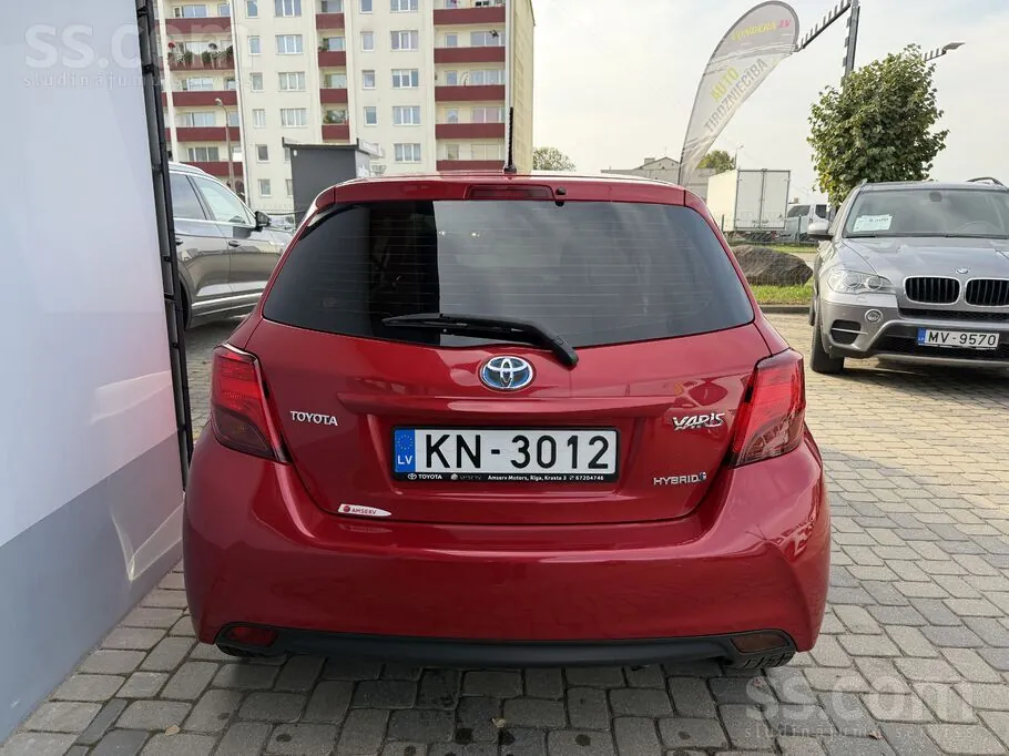 Toyota Yaris 2016 photo 4