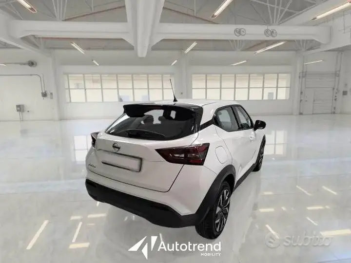Nissan Juke 2021 photo 2