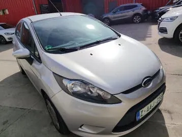Ford Fiesta 2011 photo 3