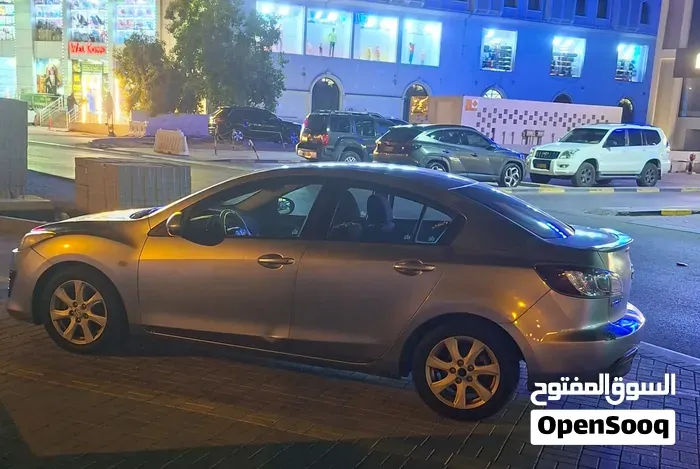Mazda 3 2010 photo 3