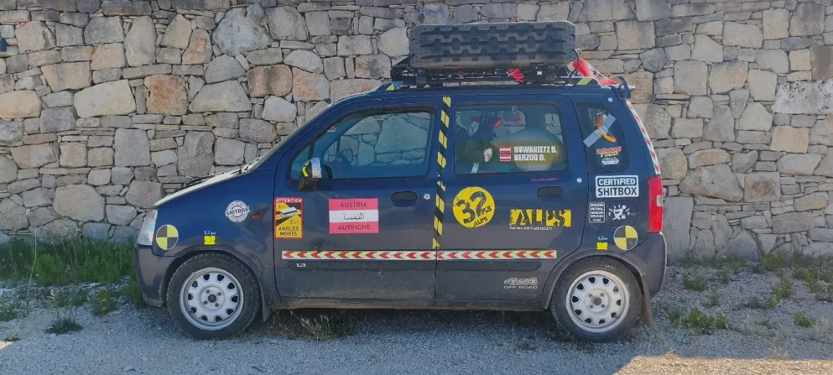 Suzuki Wagon R 2002 photo 2