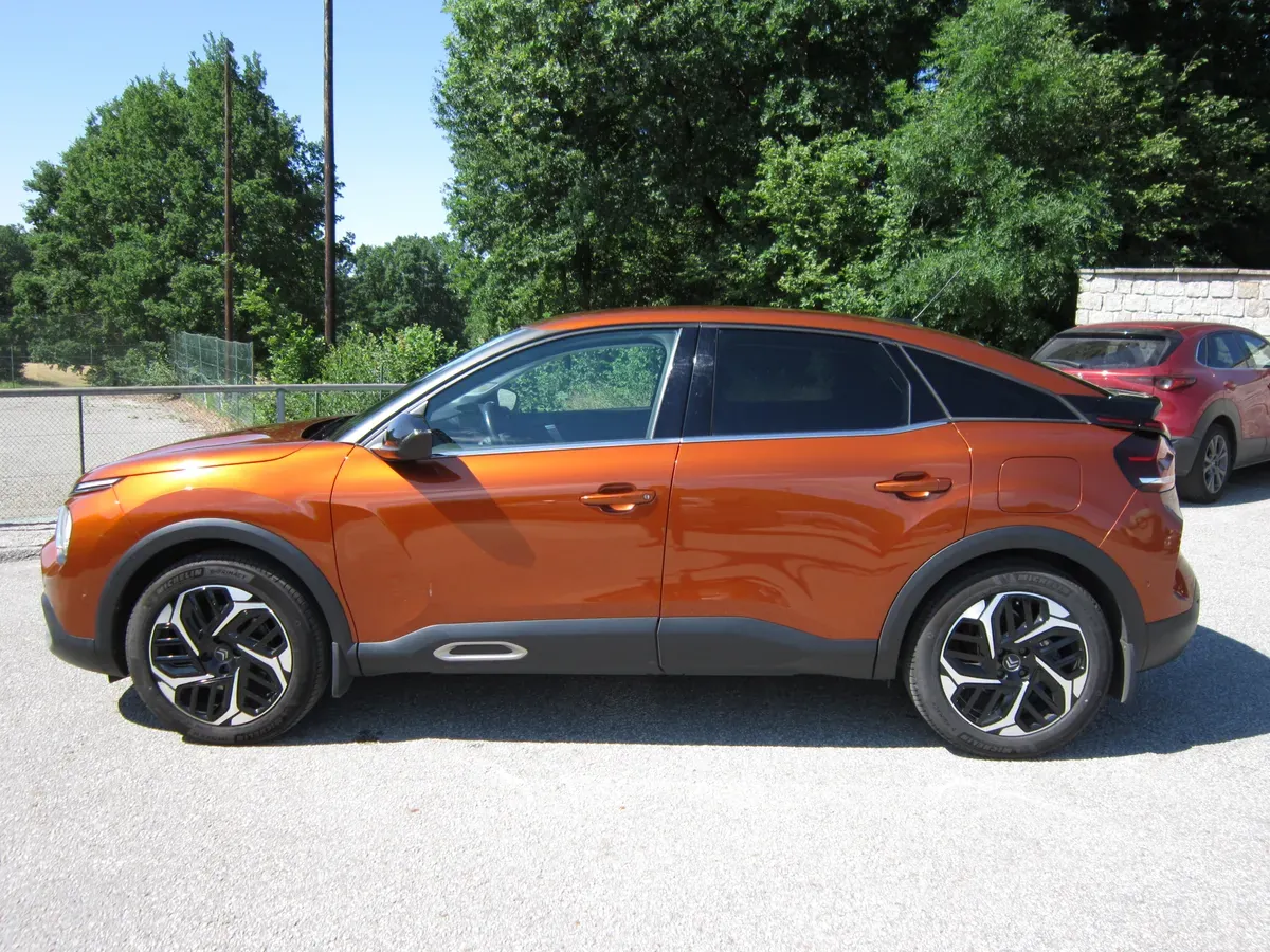 Citroen C4 2021 photo 2